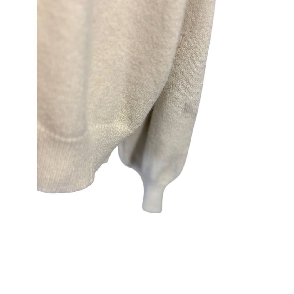 Cider cream colored sweater with crocheted floral appliqués - M - Picture 7 of 8